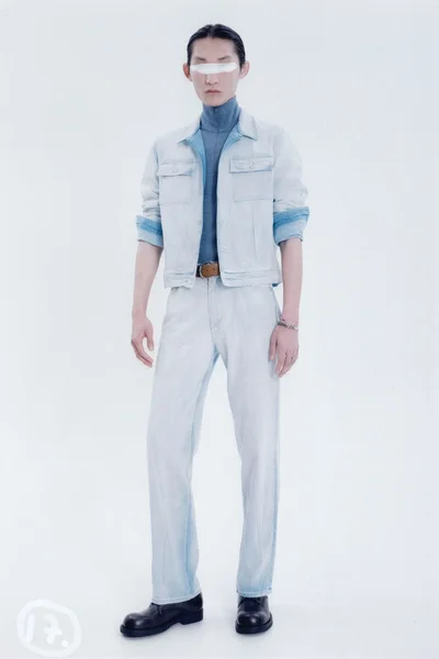 Look 17